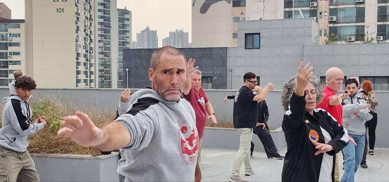 Rooftop training in Seoul
